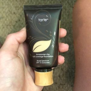 Tarte Amazonian clay full coverage foundation